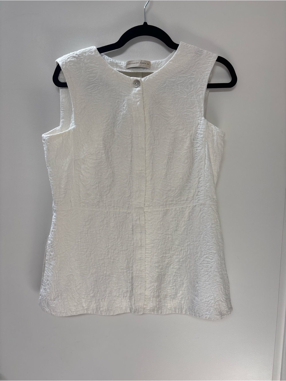 Minimalist Textured White Shell Blouse